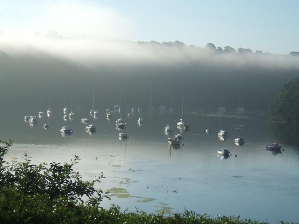 Waterside Holiday Cottages 特鲁罗 外观 照片